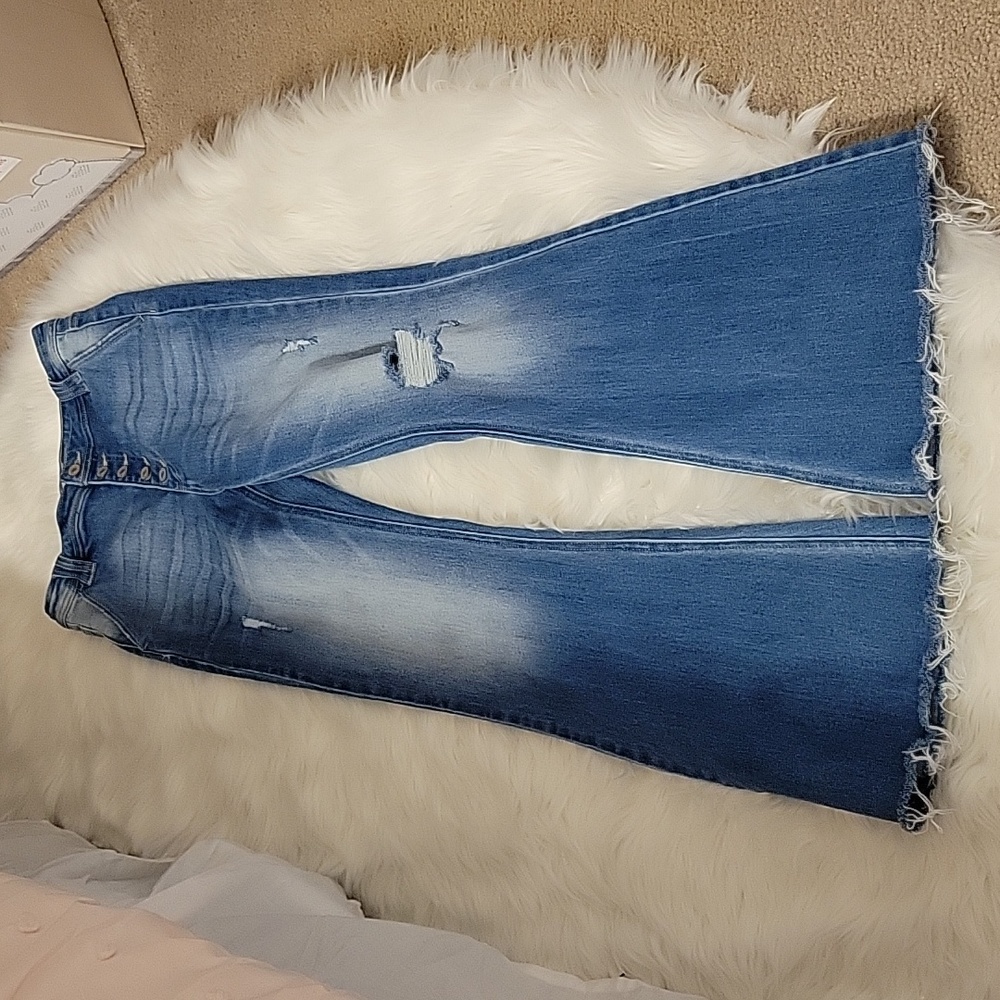 Kancan button fly flared denim blue jeans factory distressed stretch 9 /28 EUC…